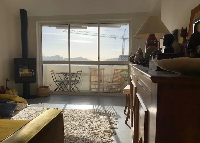 Sunny With Amazing View Apartment