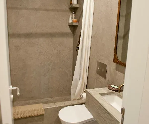 Sunny With Amazing View Lisbon